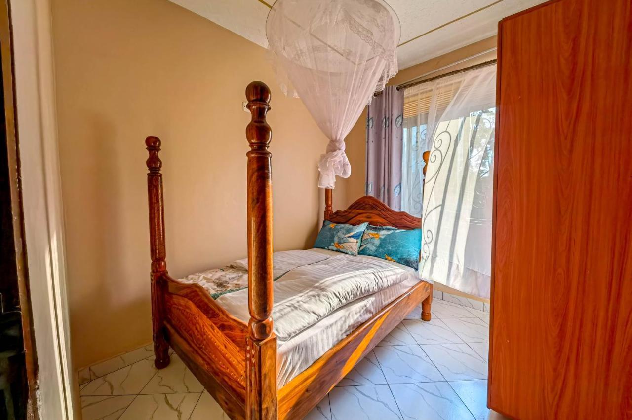 Peace Of Mind Suites Entebbe Luaran gambar