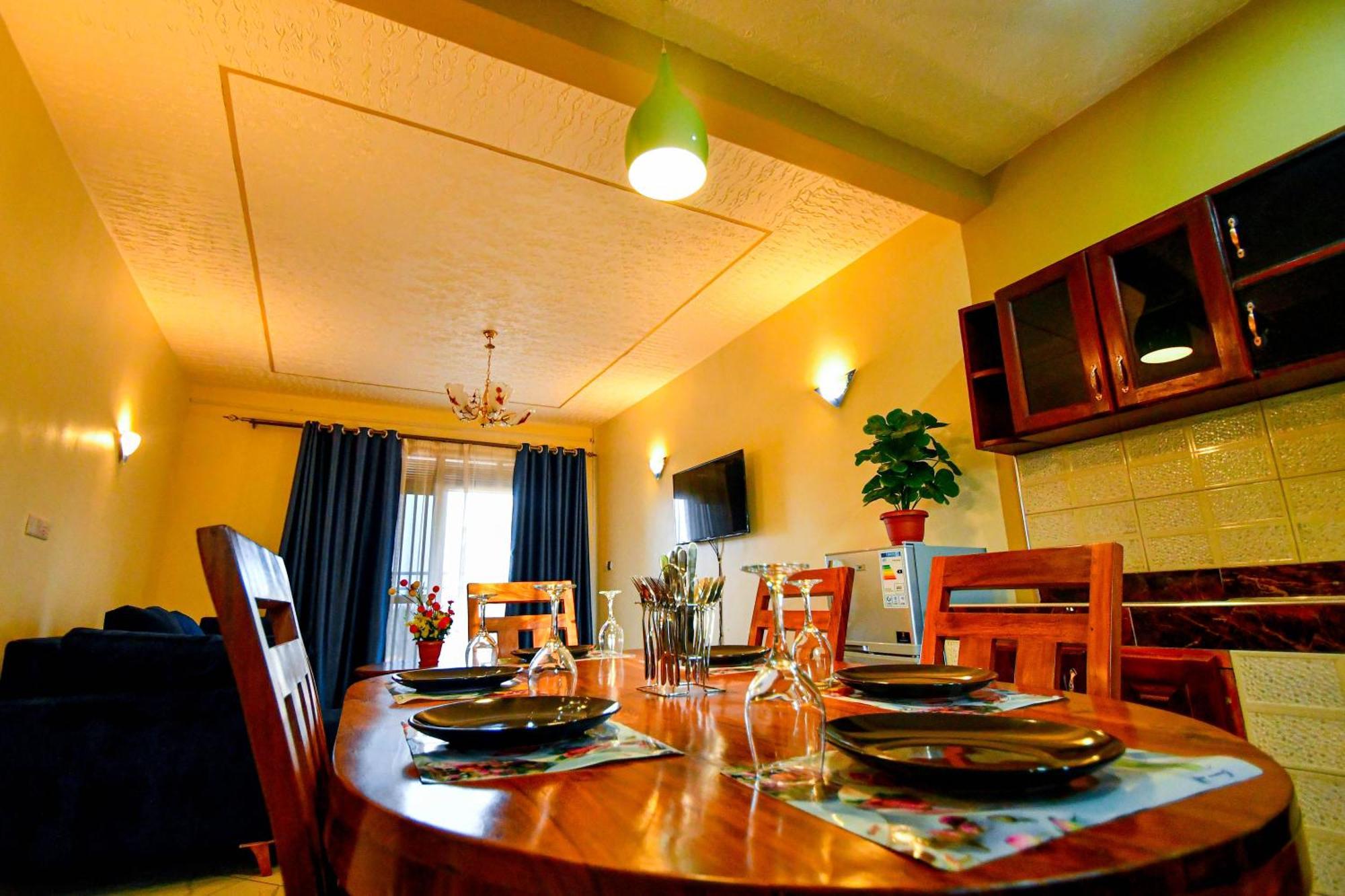 Peace Of Mind Suites Entebbe Luaran gambar