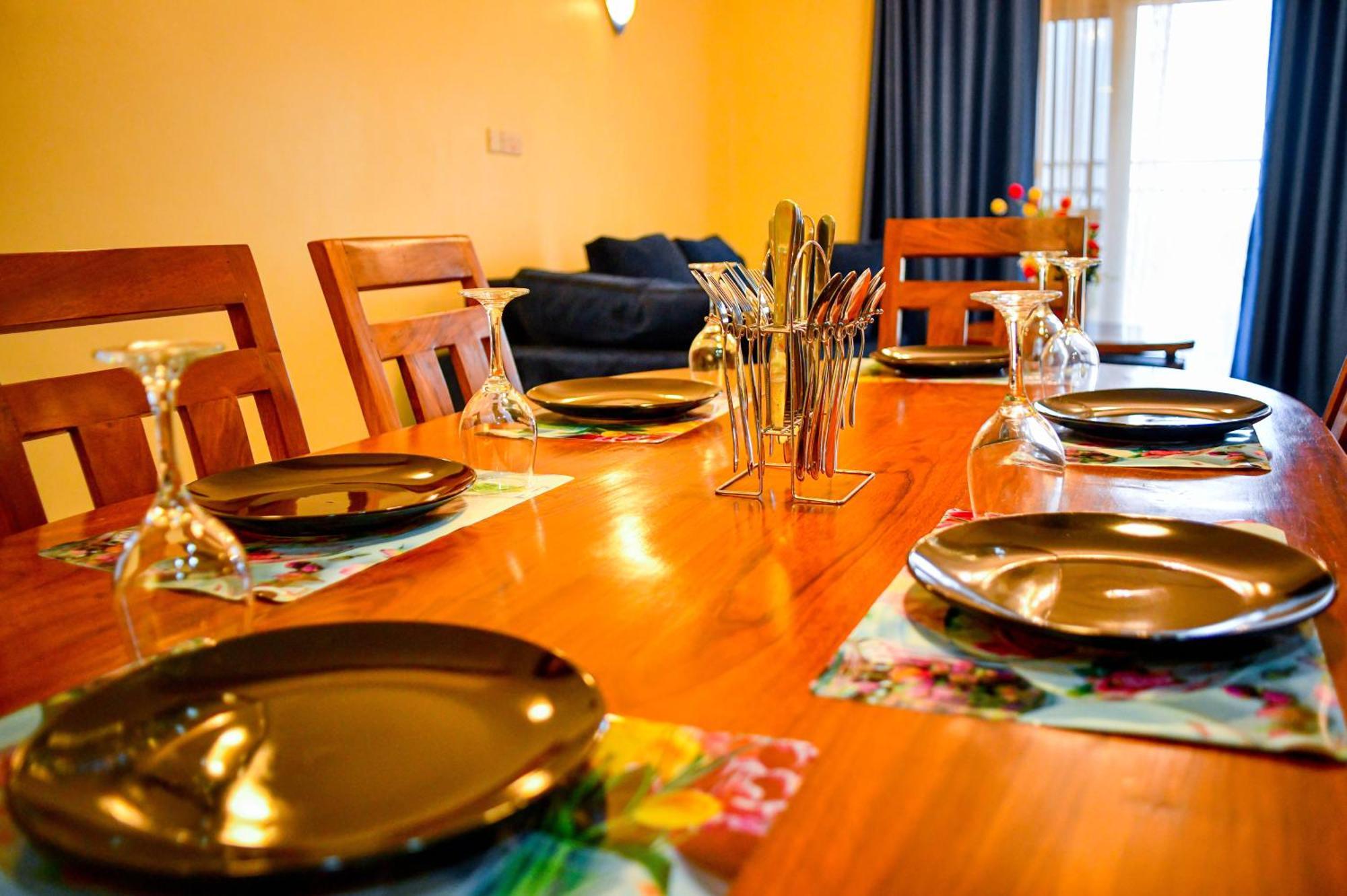 Peace Of Mind Suites Entebbe Luaran gambar