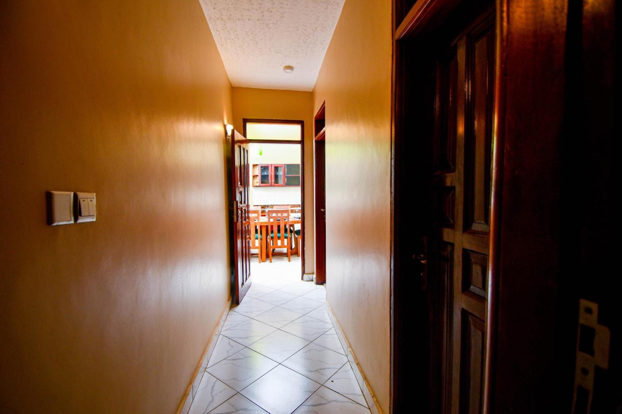 Peace Of Mind Suites Entebbe Luaran gambar